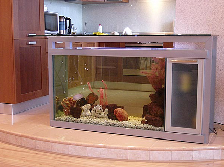 Барная стойка-аквариум